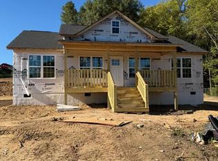 1061 Dawnville Rd NE, Dalton, GA 30721