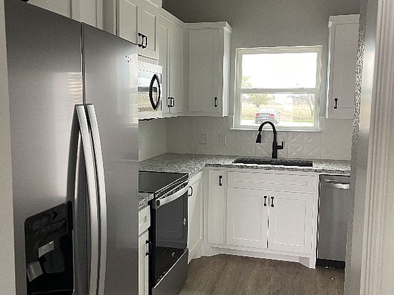 4th image of 296 Antler Ridge Trl Suite 200