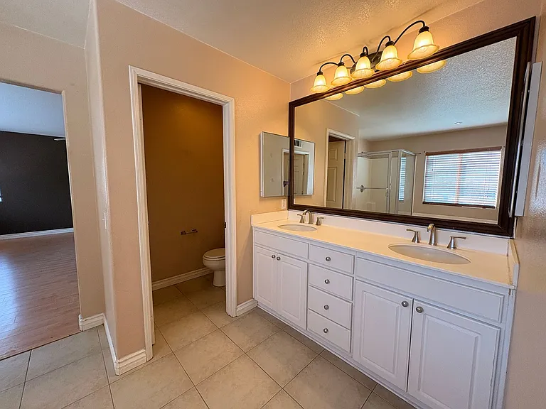 1456 Pinewood Dr — Photo 36