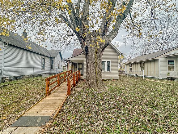 5th image of 2222 N Arsenal Ave