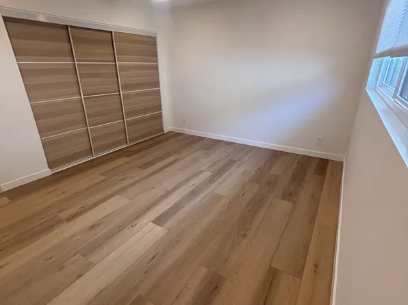 3512 Maple Ave, Manhattan Beach, CA 90266