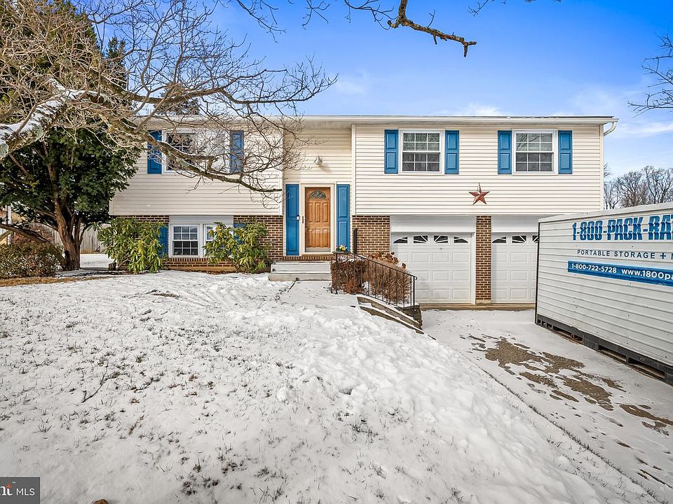 1st image of 15 Jacob Lee Ct