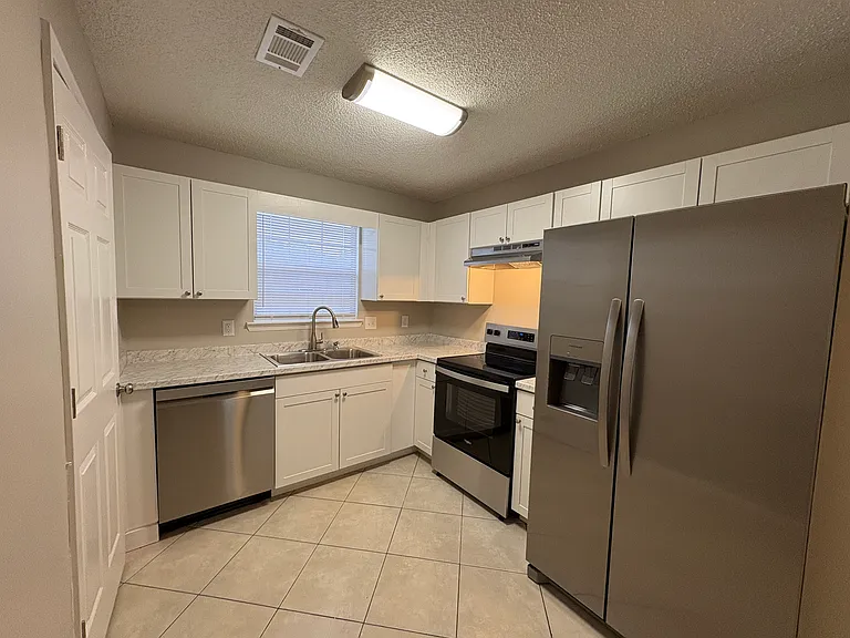 3354 La Leyenda Ct — Photo 7