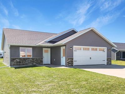 520 Glynn Ave SE, Grand Meadow, MN, 55936