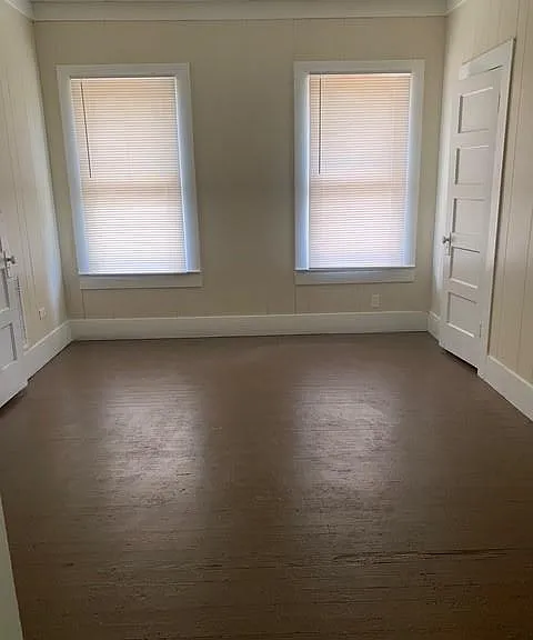 100 N Brazos St — Photo 5