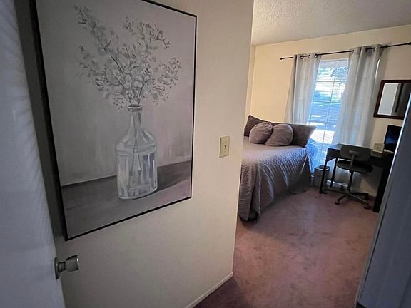 4th image of 20832 N 16th Dr