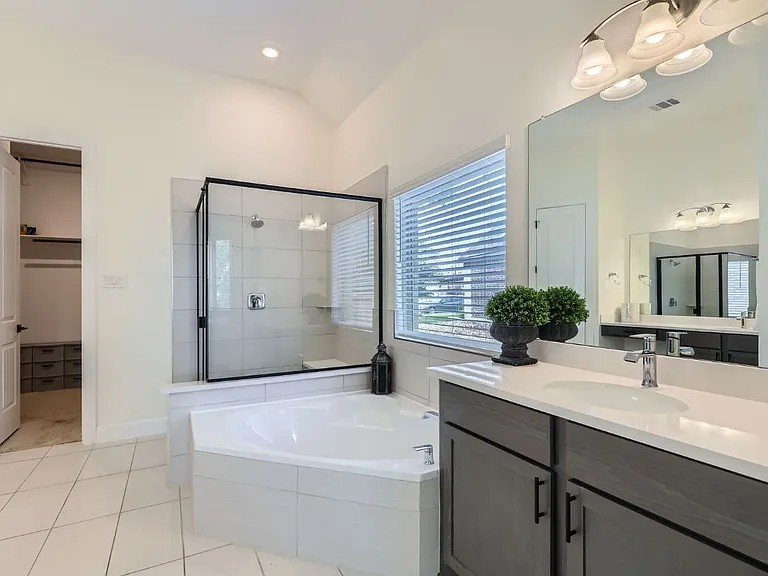 1505 Sibley Way — Photo 27