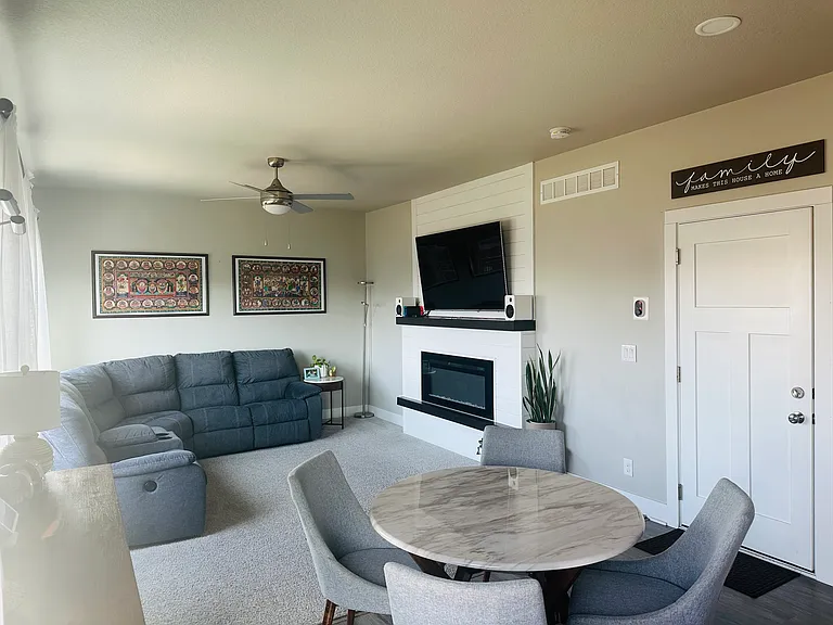 802 NE 14th St — Photo 4
