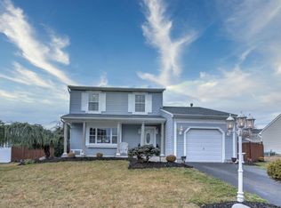 945 Quincy Dr, Brick, NJ 08724