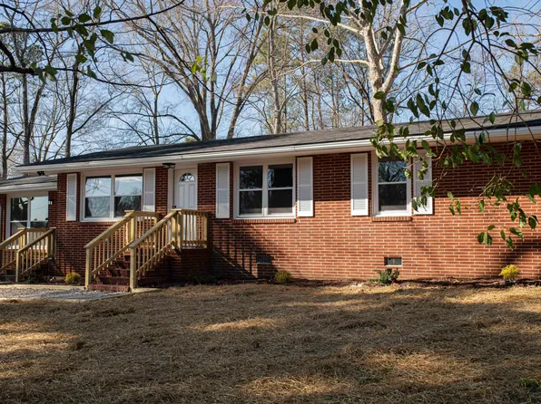 5845 Farmwell Rd, Raleigh, NC 27610