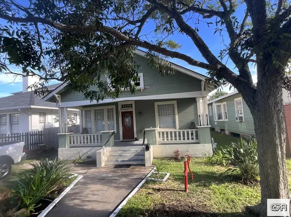 3527 R 1/2, Galveston, TX 77550