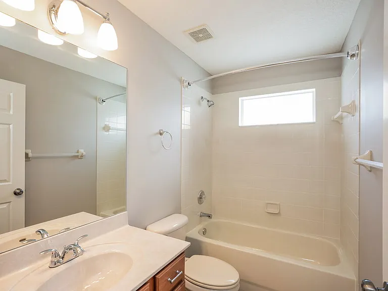 11410 Blue Lilac Ave — Photo 15