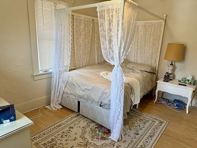200 N Pine St #202 — Photo 19