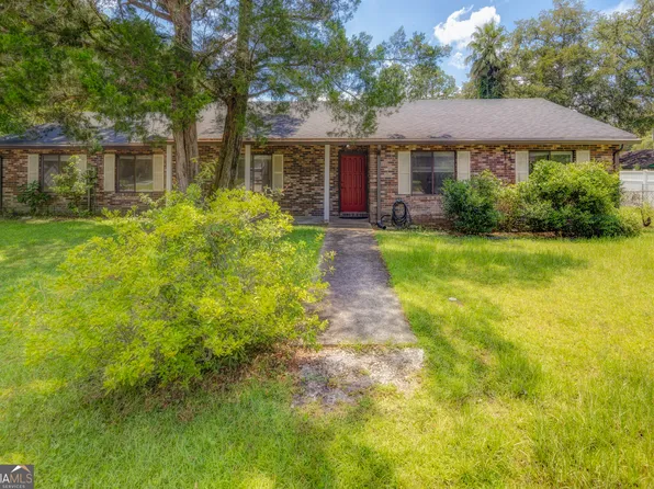205 W Pine Ave, Kingsland, GA 31548