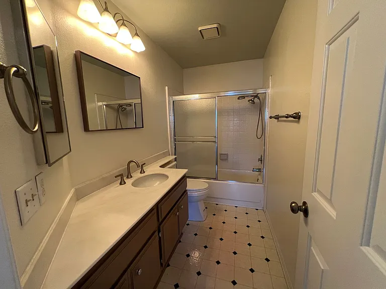 2209 E Vista Canyon Rd — Photo 21