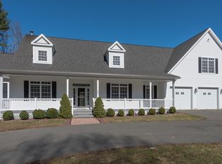 56 Ichabod Rd, Simsbury, CT 06070