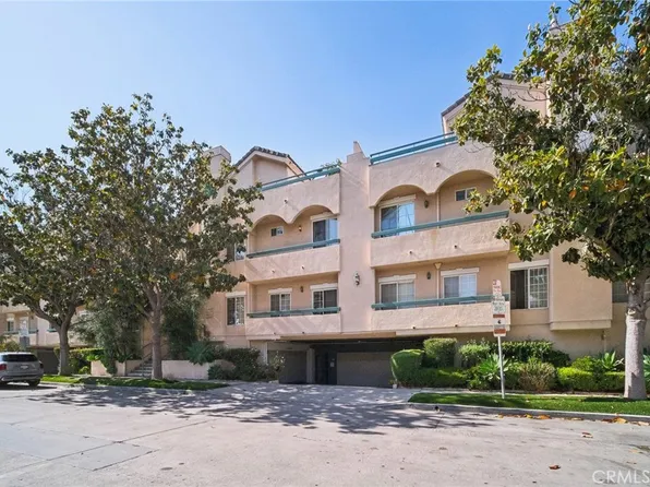 10659 Bloomfield St, Los Angeles, CA 91602
