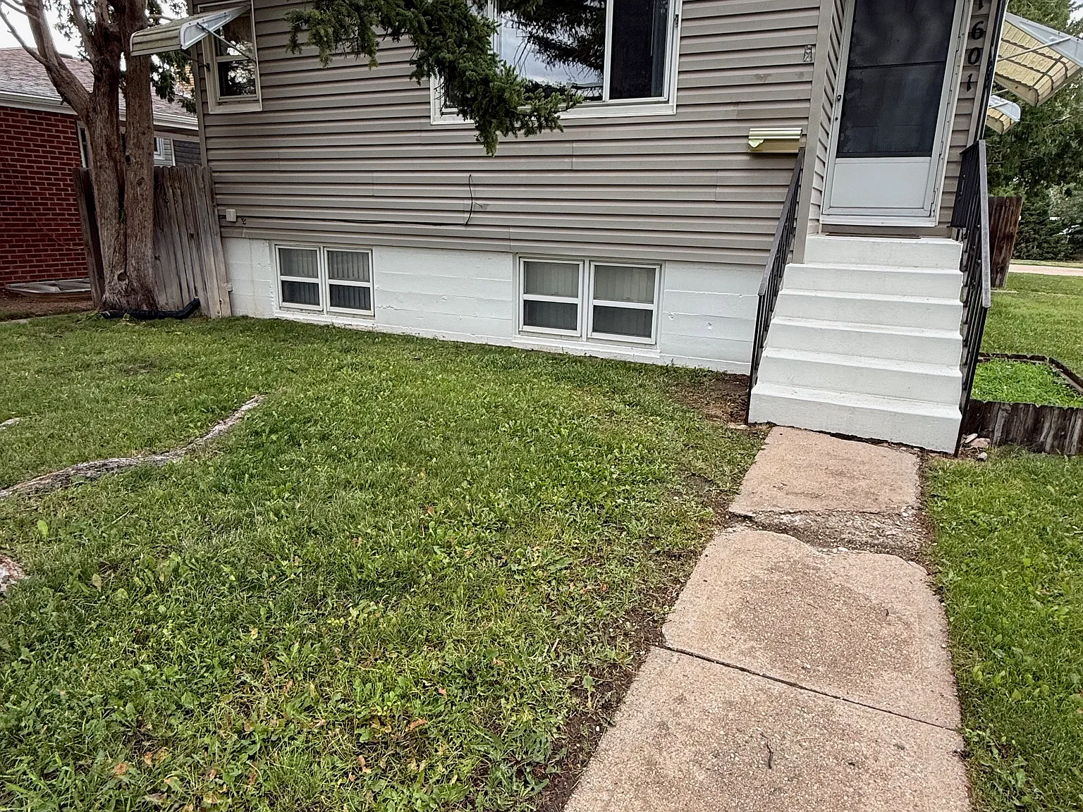 1601 Crook Ave — Photo 3