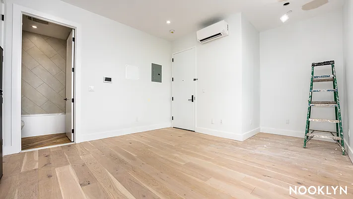 Rented by Nooklyn NYC LLC | media 5