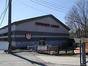 1st image of 300 E Huron St