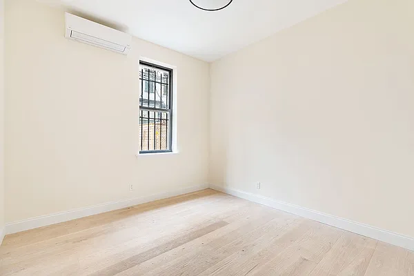 Rented by Compass | media 3