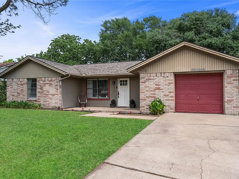 3511 Pecos Ct — Photo 5