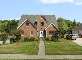 204 Lee Carter Dr, Johnson City, TN 37601