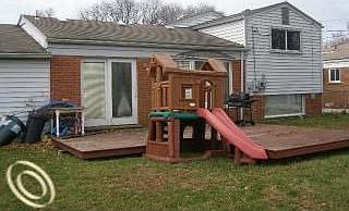 2nd image of 32422 Maryland St