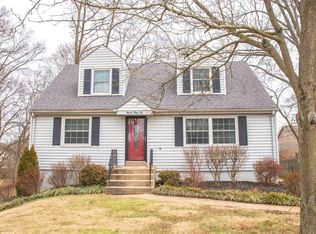 1134 Bopp Rd, Saint Louis, MO 63131