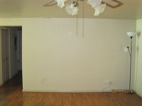 5th image of 4001 W Ewing Dr