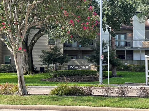 9707 Richmond Ave APT 92, Houston, TX 77042