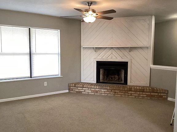 3rd image of 1425 Menna St