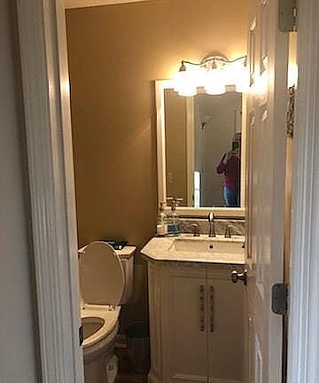 2nd image of 673 Wedgewood Dr