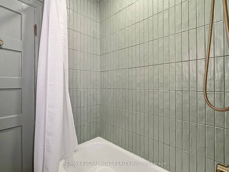 131 Markland St — Photo 30