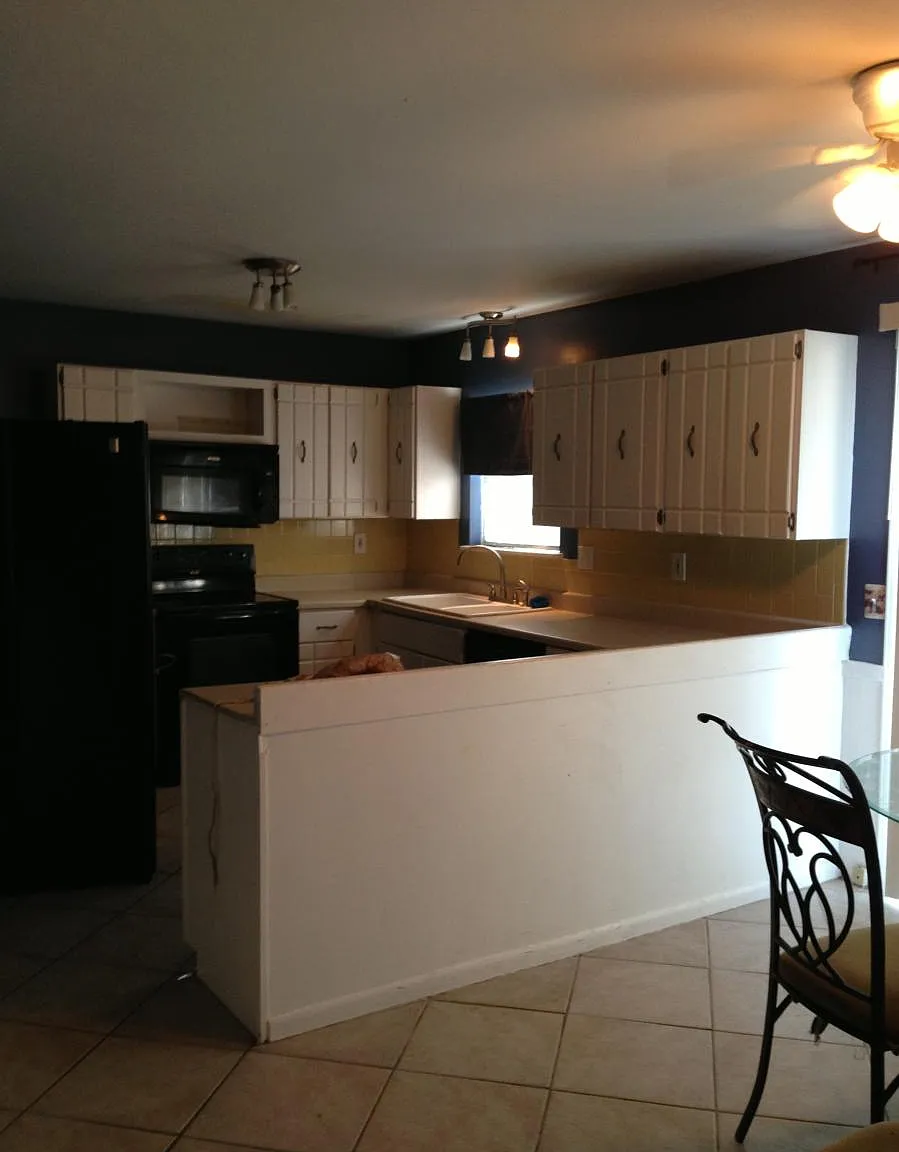 3 bed, 1235 sqft, $1,900 — Photo 2