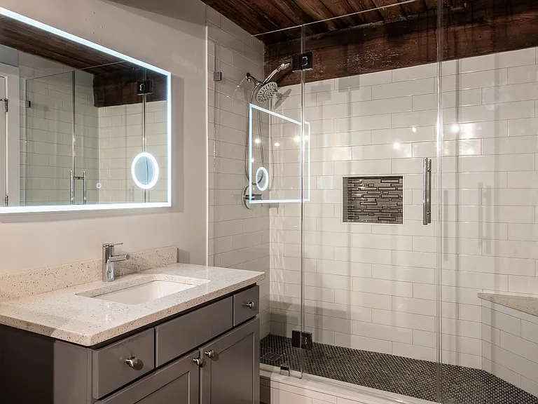644 Wells St SW #7 — Photo 26