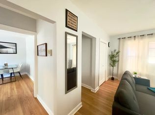 6443 N Hamilton Ave APT 3I, Chicago, IL 60645