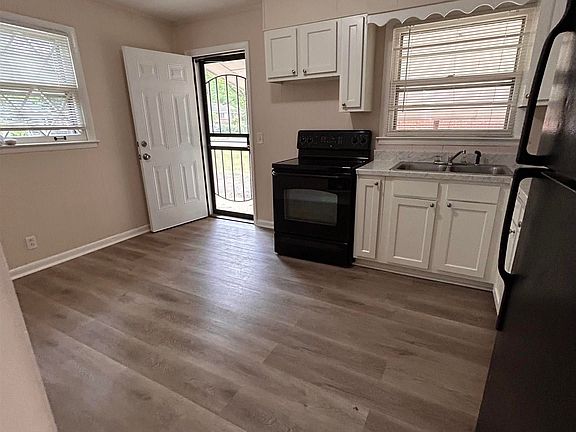 3rd image of 1710 Niblick Ave NW