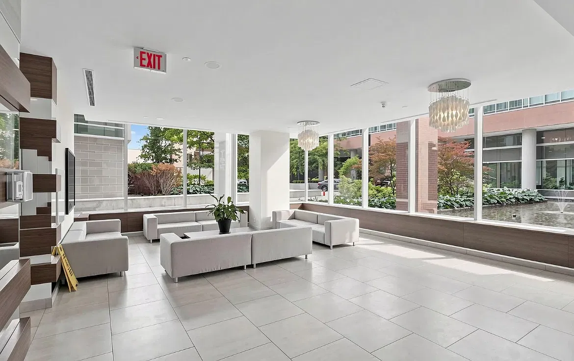 1 bed, 710 sqft, $3,000 — Photo 3