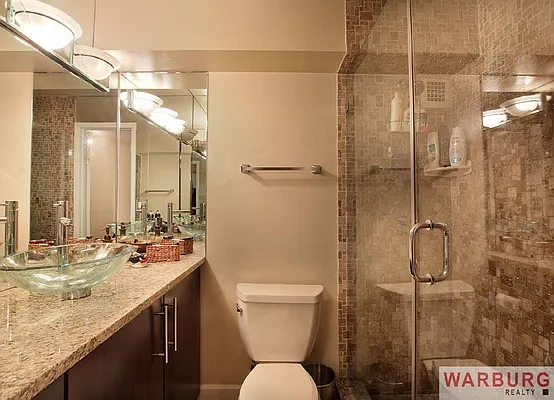 Sold by Warburg | media 16