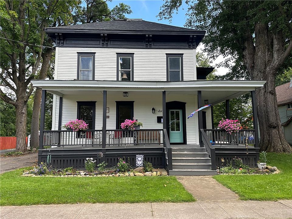1st image of 6 Church St