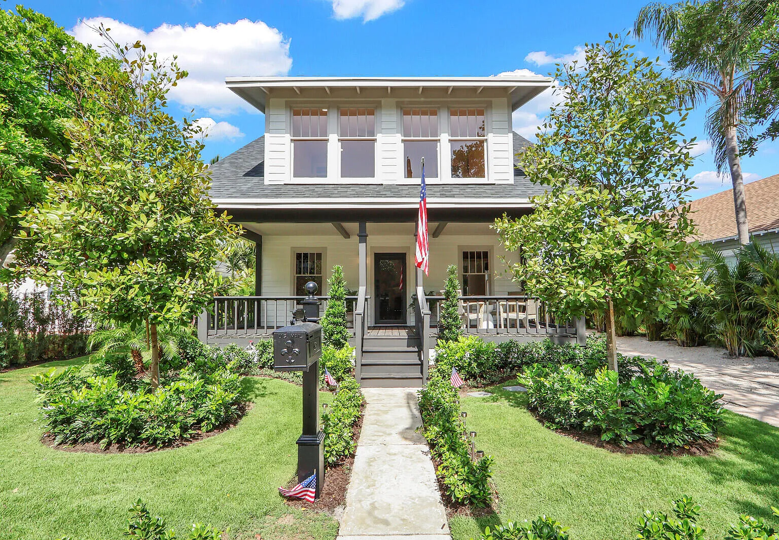 3 bed, 1.5 bath, 1450 sqft, $5,000 — Photo 2