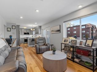 9 Thomas St UNIT C20, Saugus, MA 01906