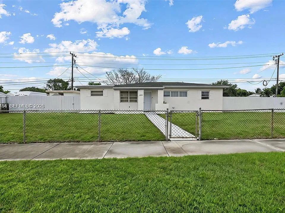 3330 NW 175th St