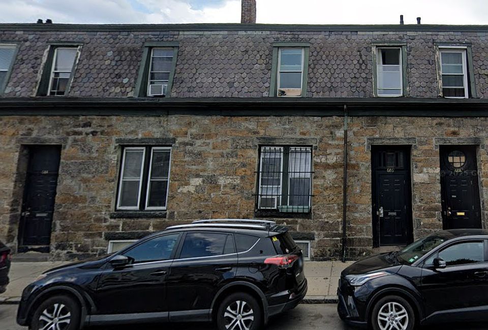 1st image of 688 Parker St #2
