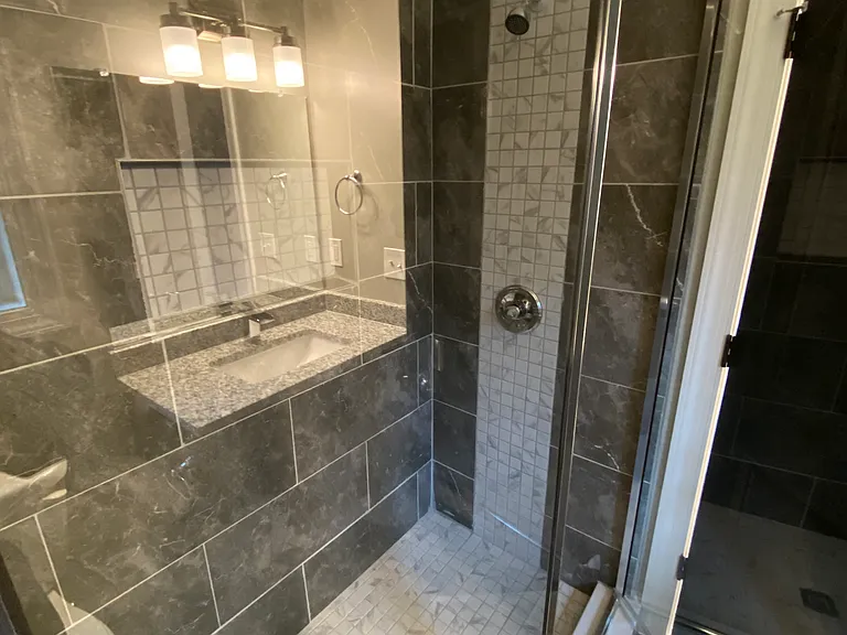 47 Emanuel Ct — Photo 3