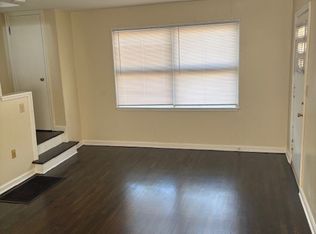 2947 E Moreland Dr, Columbus, OH 43209