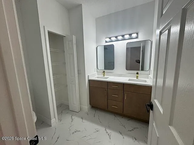 982 Villa Dr — Photo 15