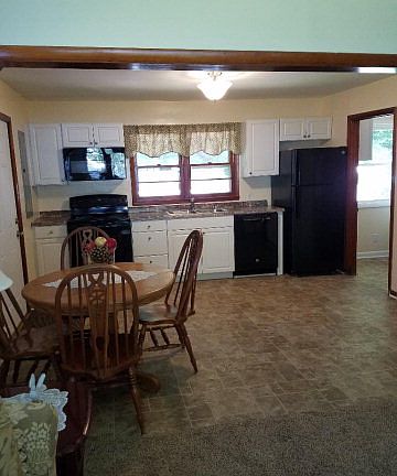 2nd image of 227 Hamilton St