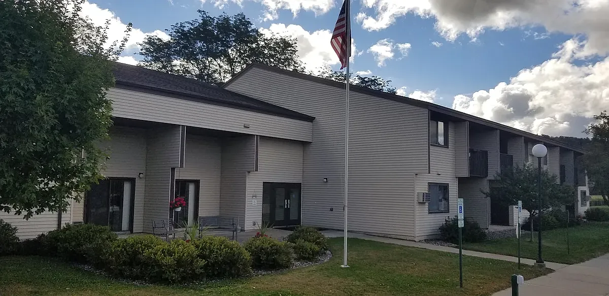 1 bed, 500 sqft, $500 — Photo 1
